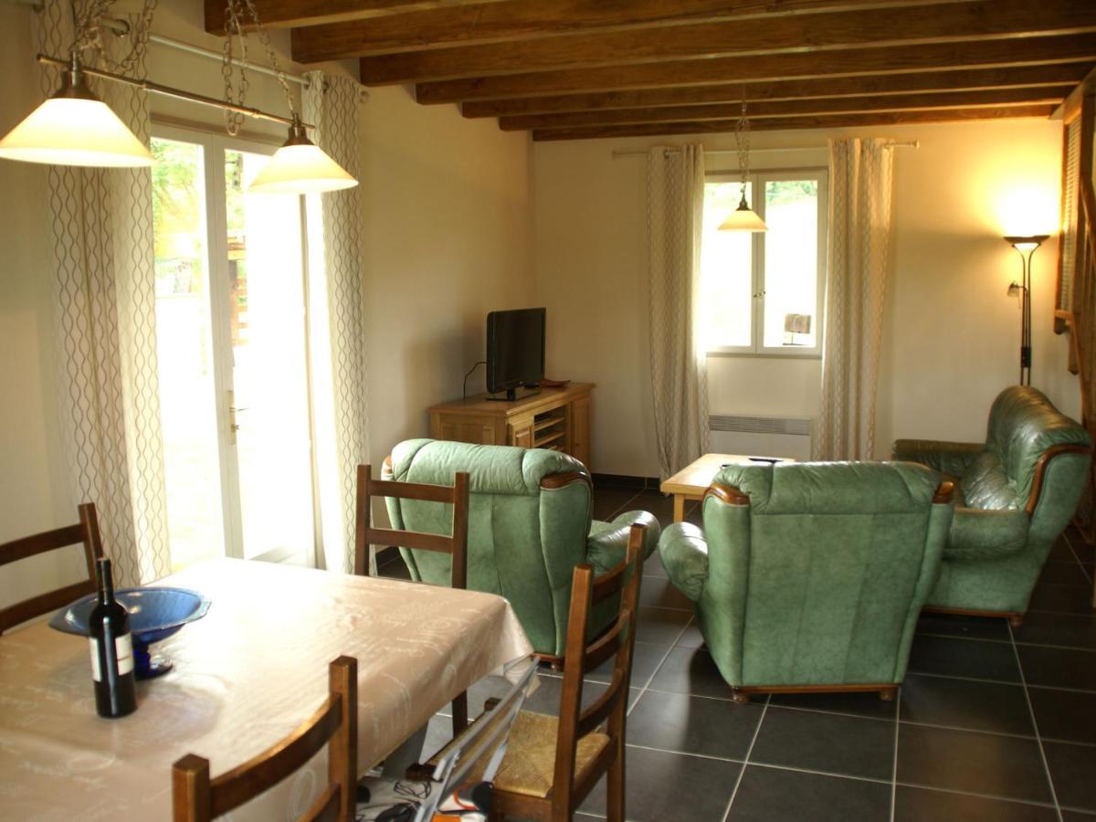Modern Holiday Home With Private Pool Loubressac Номер фото
